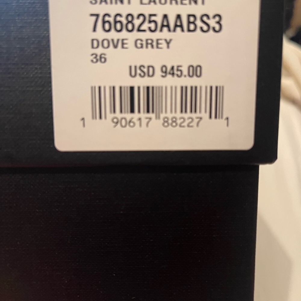 NIB YSL Saint Laurent dove grey velour heels size 36 - Picture 10 of 10